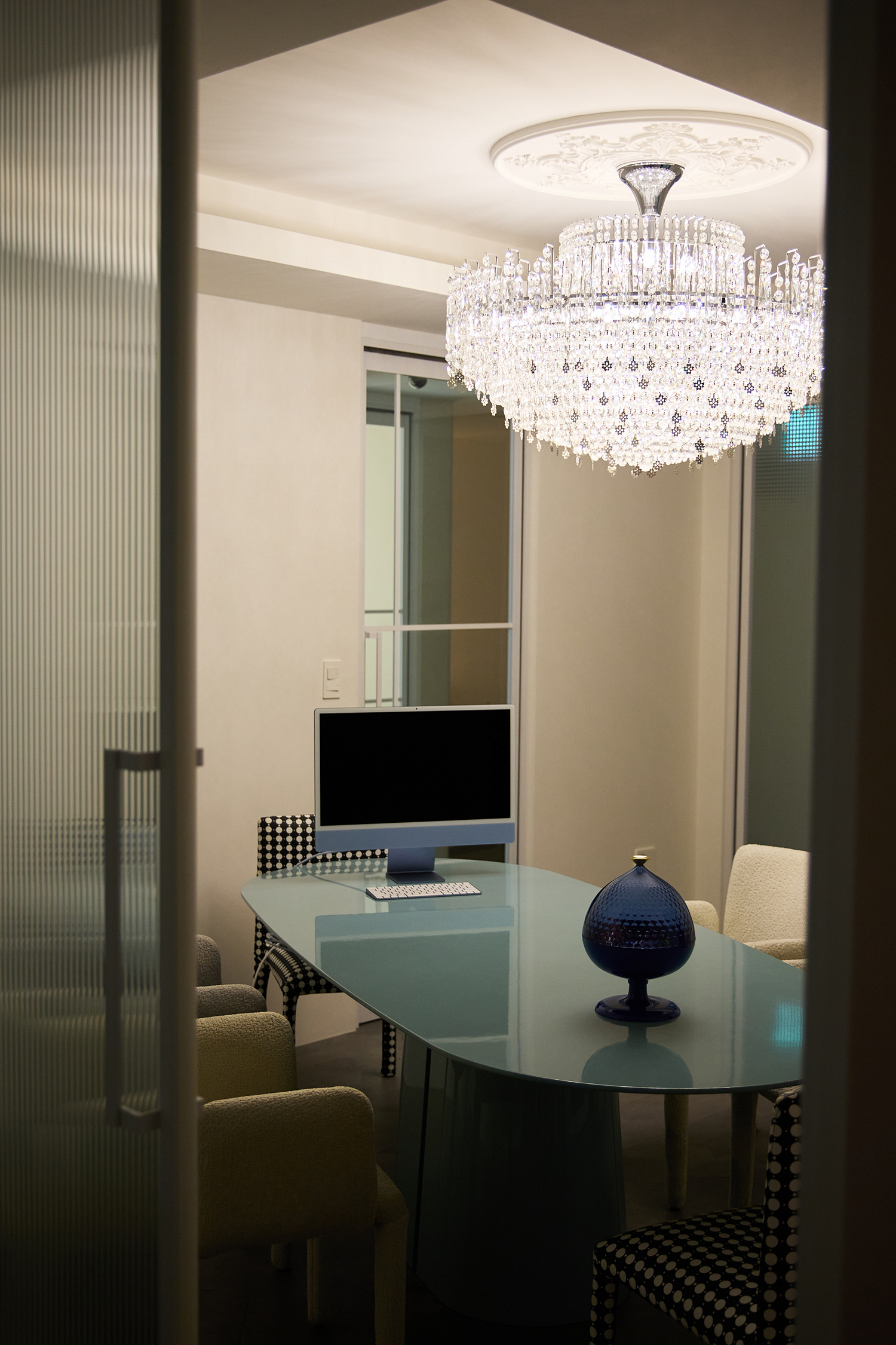 ���϶� ���� �繫�� �� ���� 10