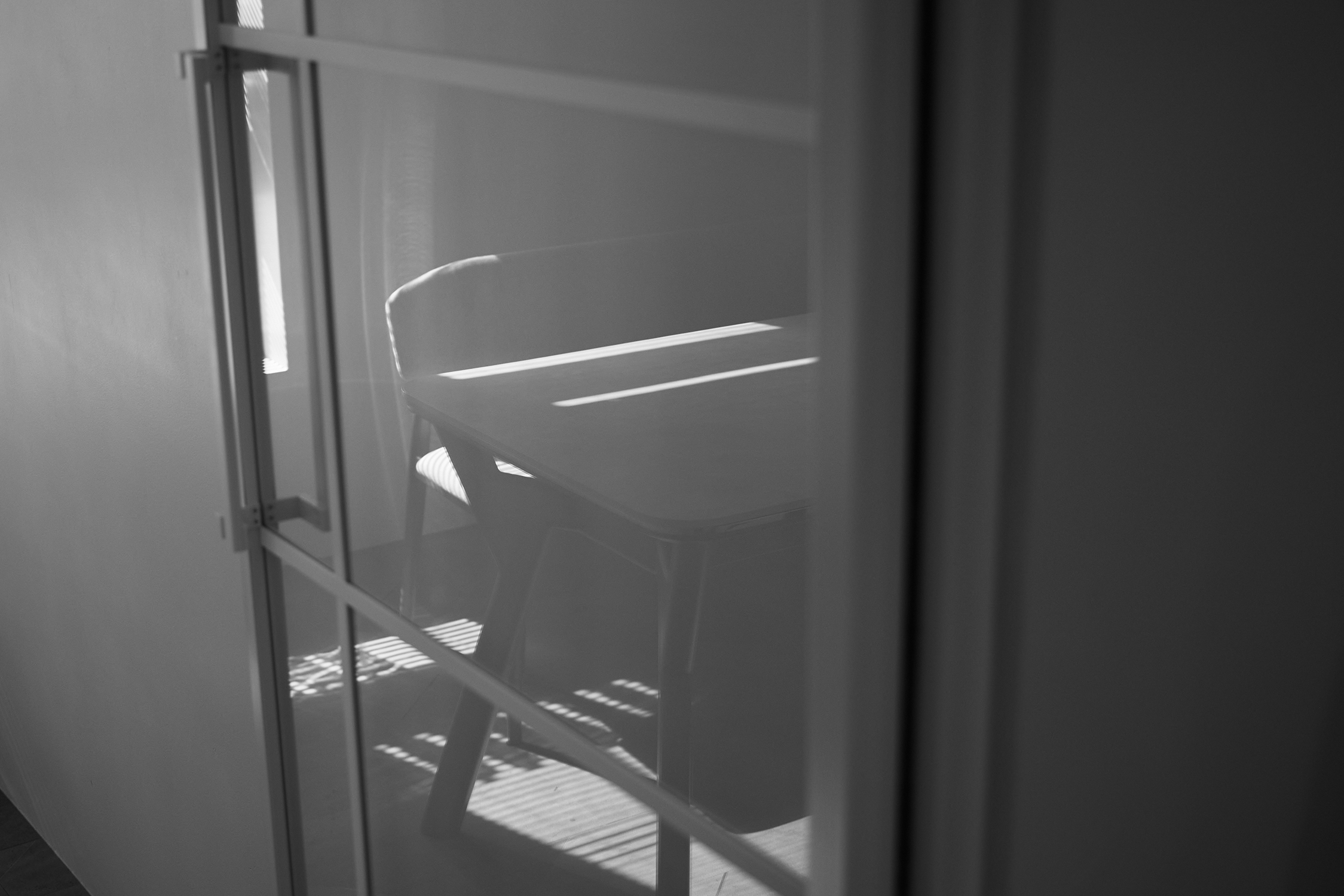 ���϶� ���� �繫�� �� ���� 20