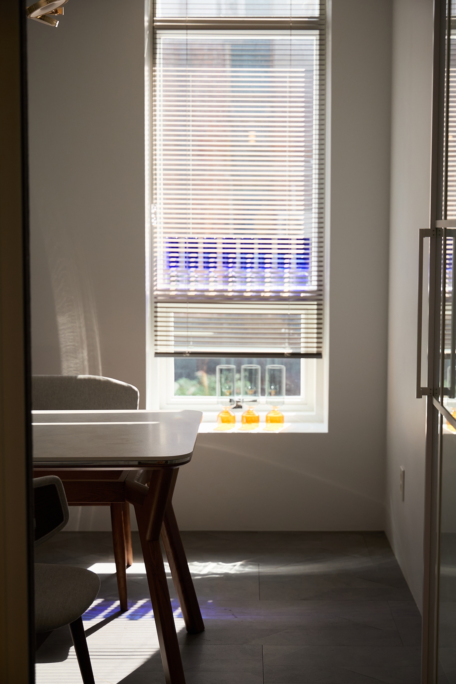 ���϶� ���� �繫�� �� ���� 9