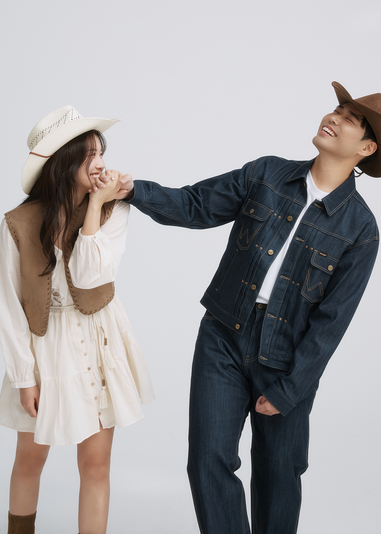 ISLA X CLAUDE ���� ��Ʈ������ 9 ���� - 12